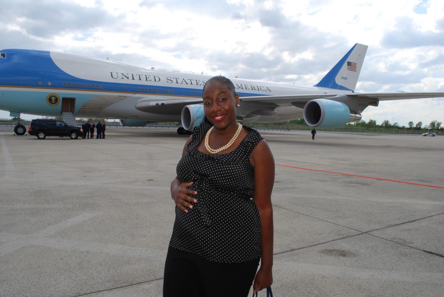 LaVerne Bowman in front of Air Force One